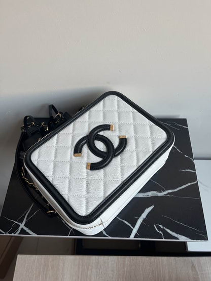 New-CNNL-Bags - Drift Supply - 1036